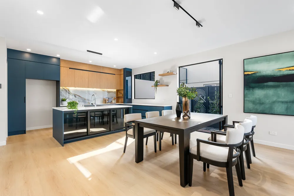 Photos of 2A Carlisle Street