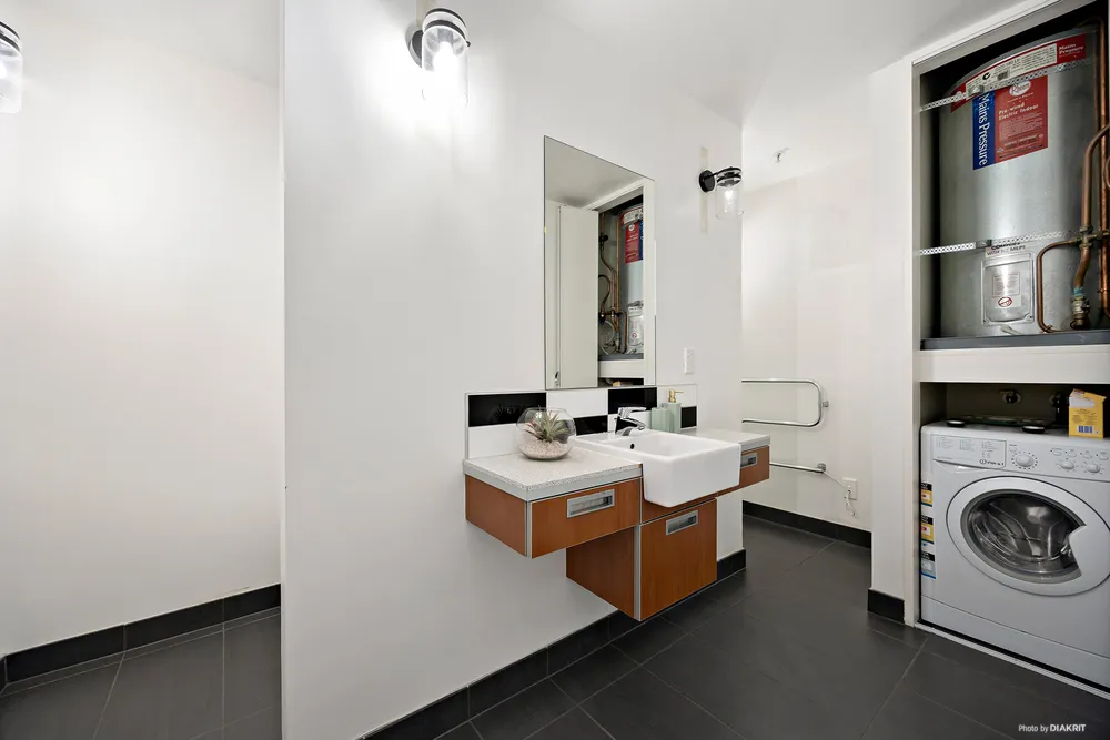 Photos of 3E/6 Victoria Street East