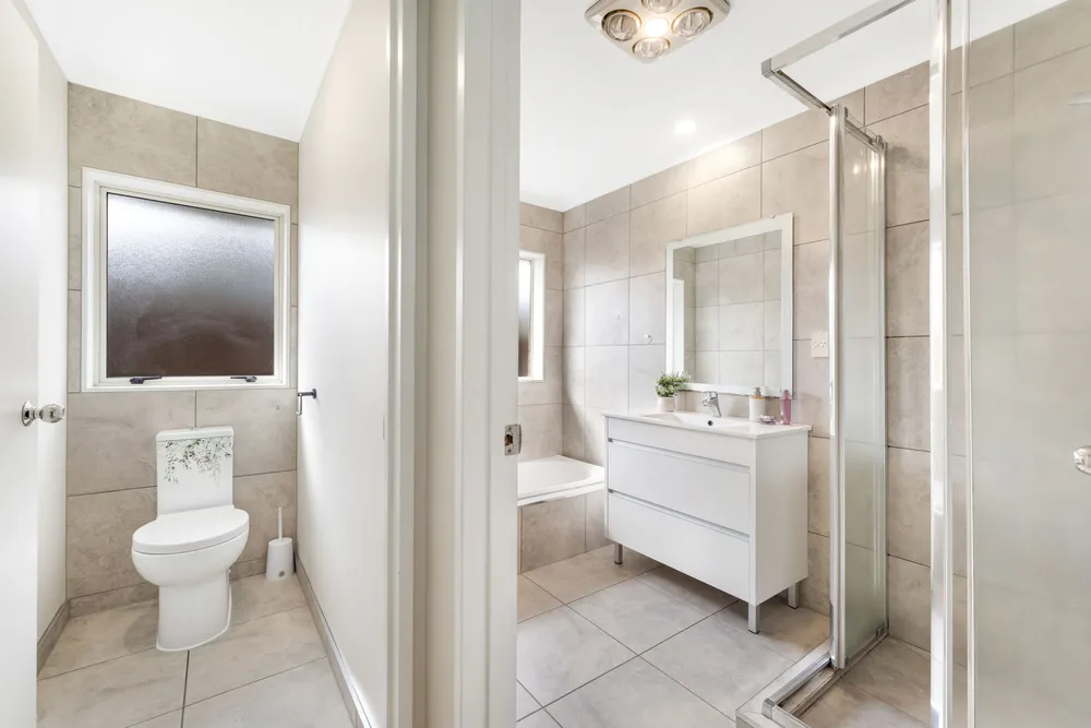 Photos of 50 Huntington Drive