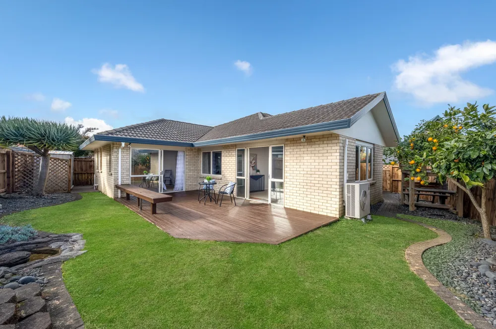 Photos of 50 Huntington Drive