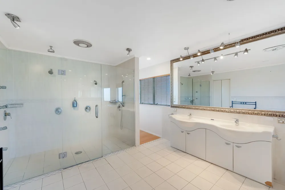Photos of 827 Chapel Road