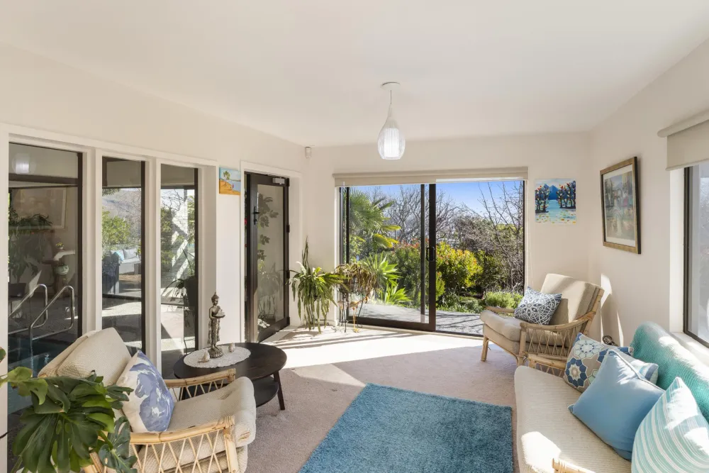 Photos of 227 Cannon Hill Crescent