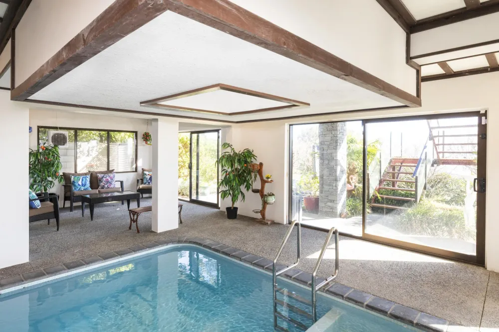 Photos of 227 Cannon Hill Crescent