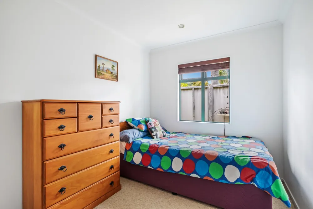 Photos of 4 Ringer Avenue