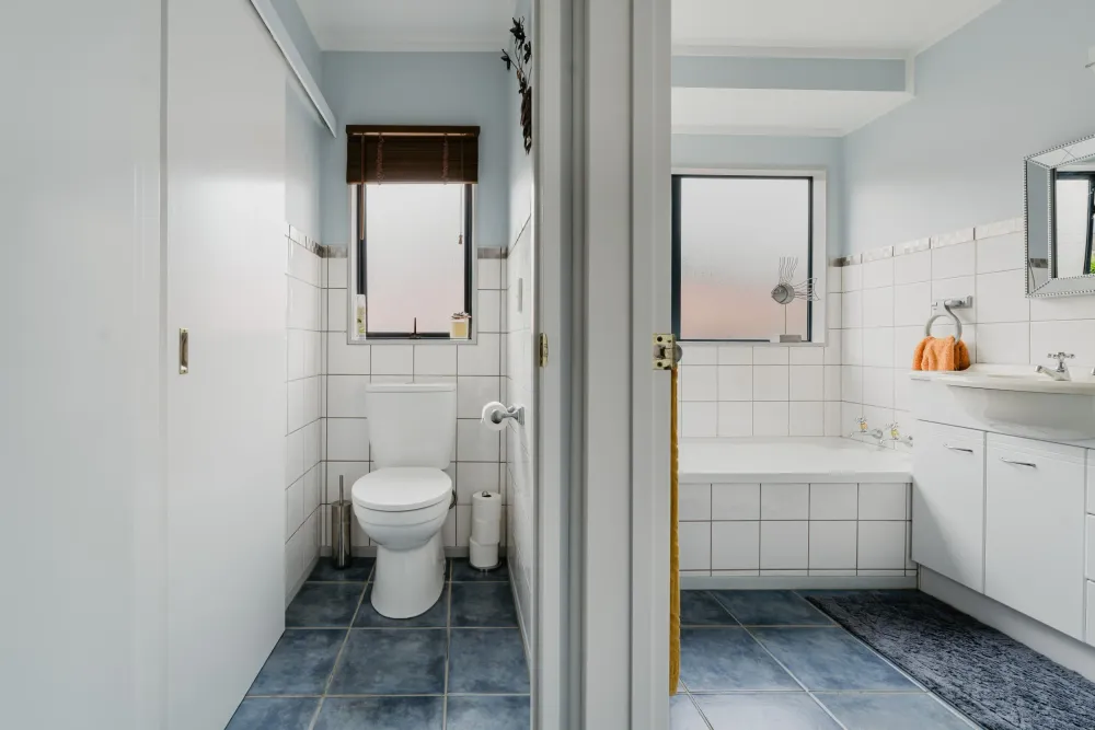 Photos of 389A MacDonald Road