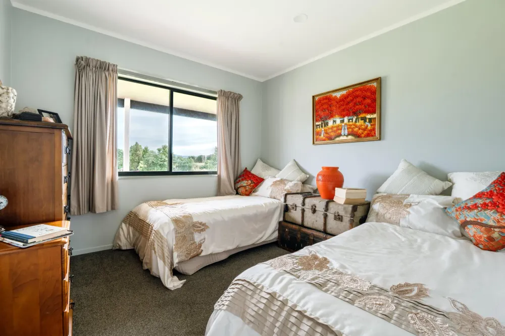 Photos of 389A MacDonald Road