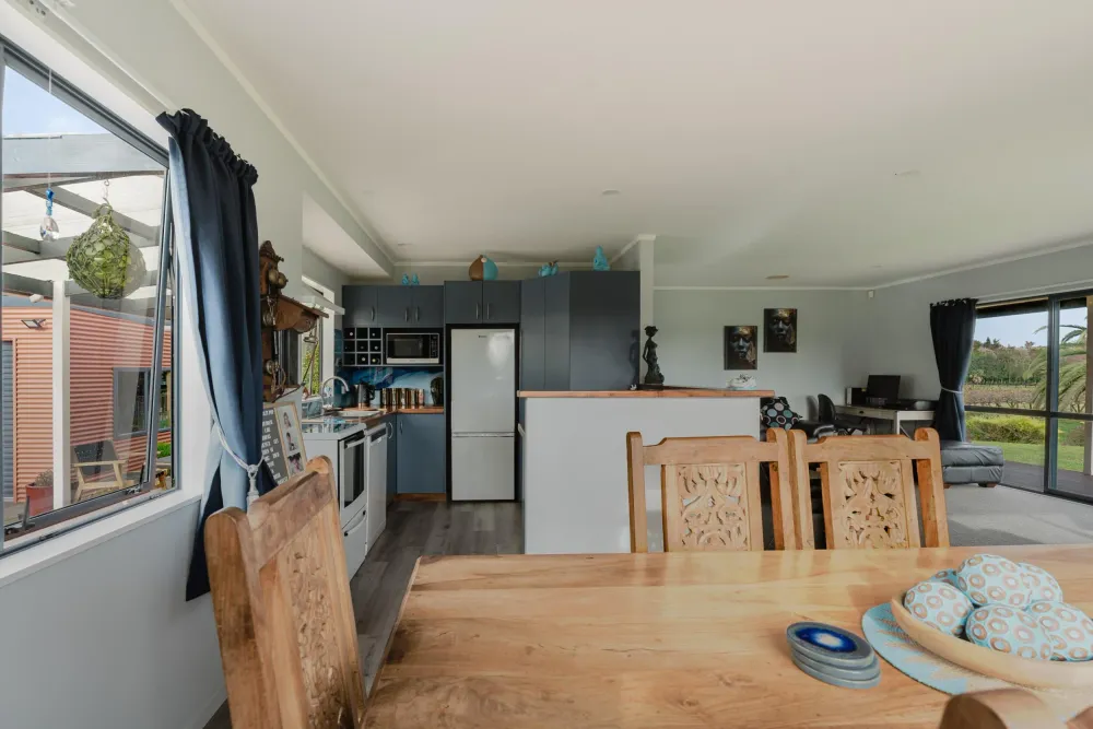 Photos of 389A MacDonald Road