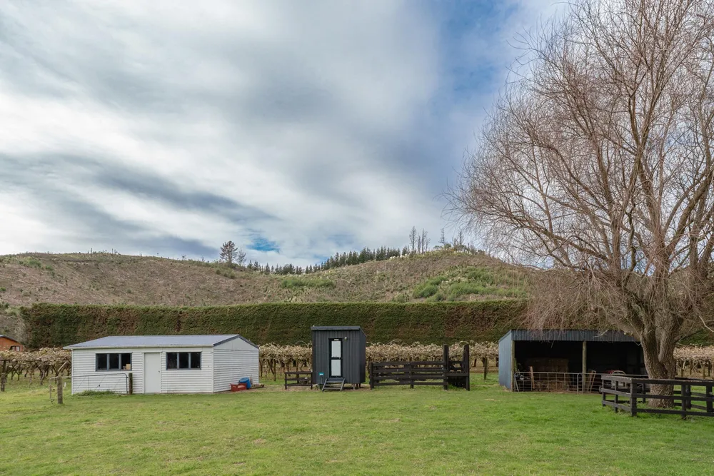 Photos of 389A MacDonald Road