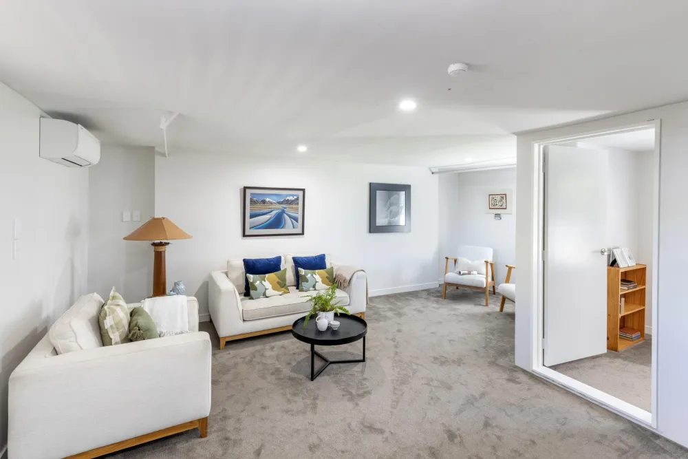 Photos of 41 Sefton Street
