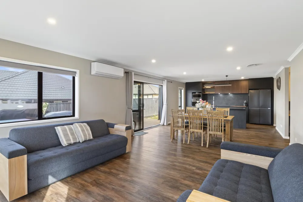 Photos of 4 Rosslands Avenue