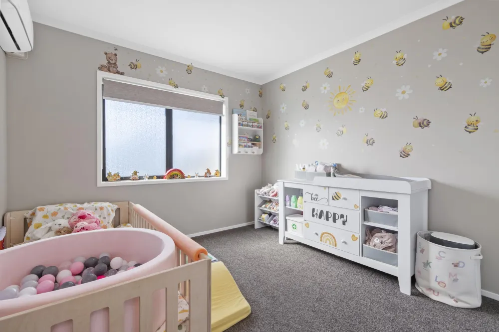 Photos of 4 Rosslands Avenue