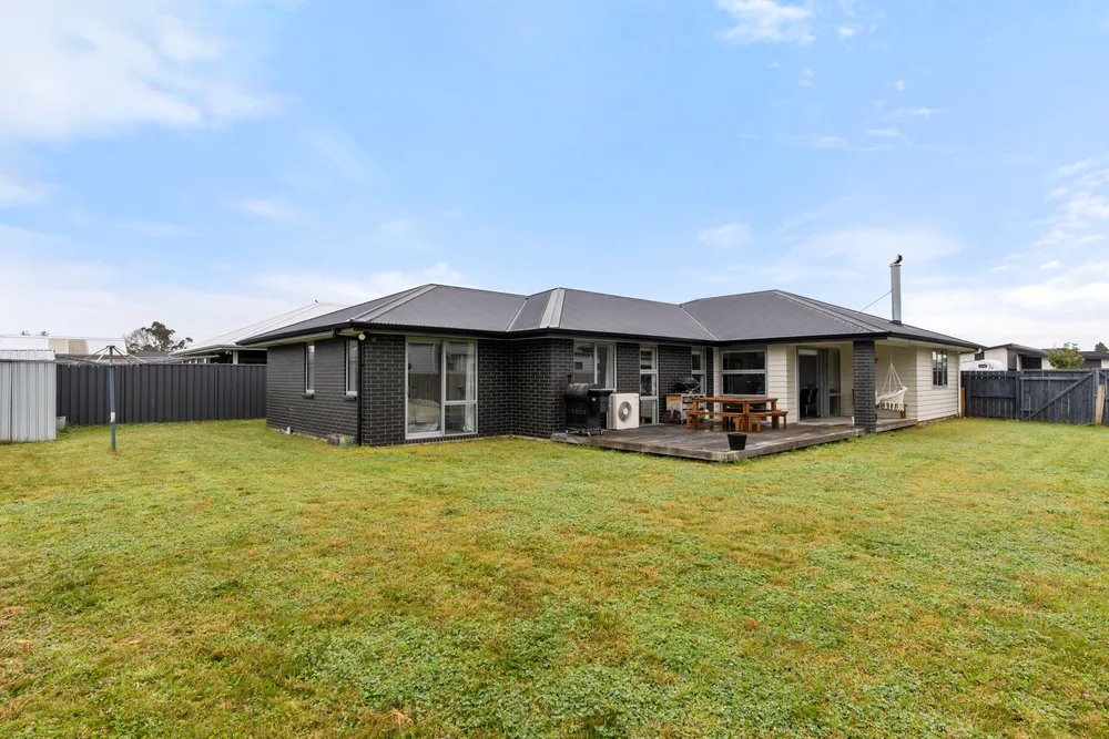 Photos of 11 Fortis Place