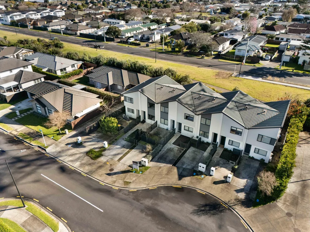 Photos of 28A Biplane Street