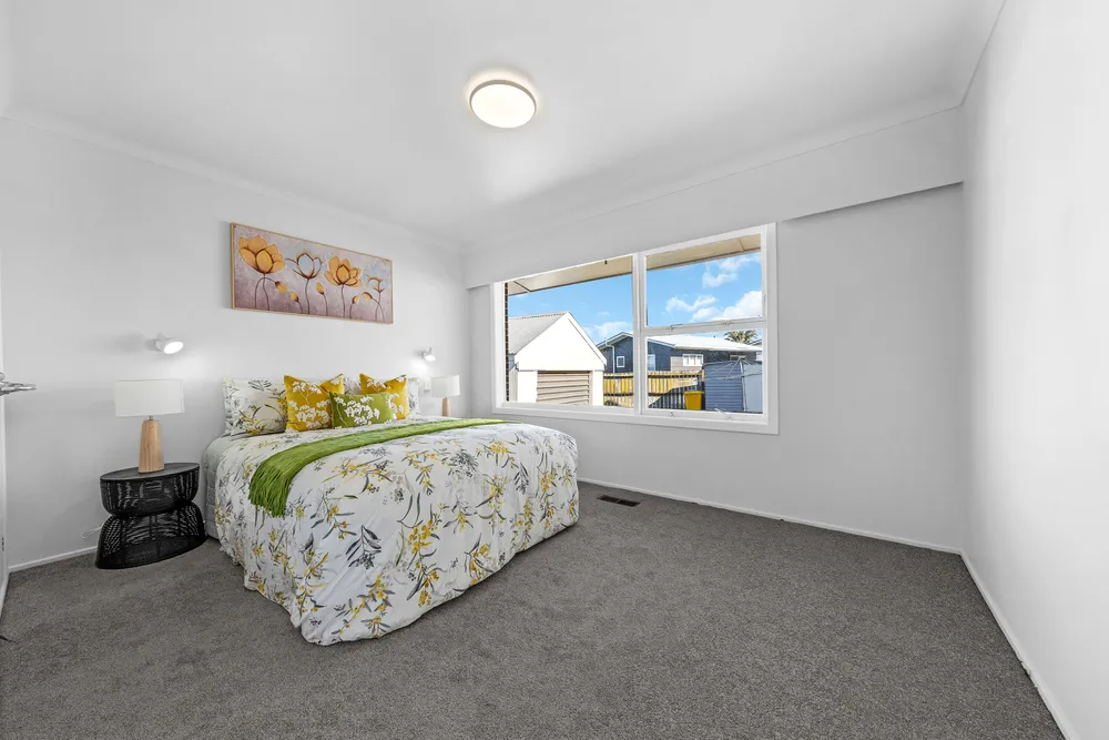 Photos of 21 Fairburn Road
