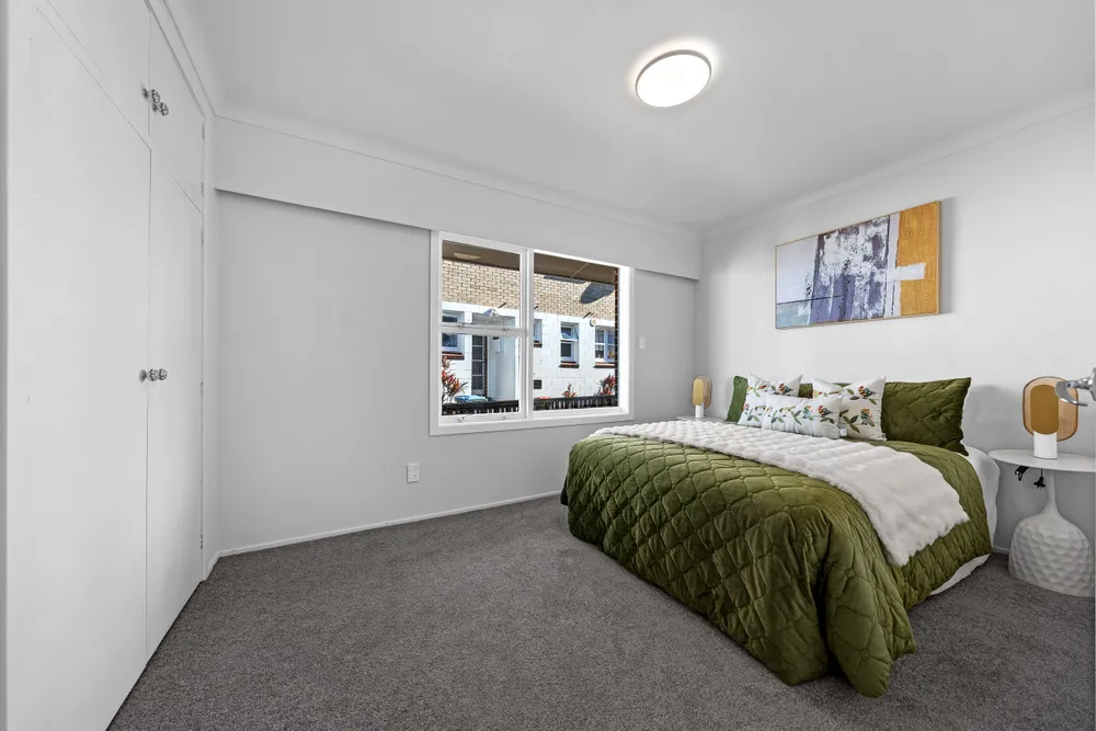 Photos of 21 Fairburn Road