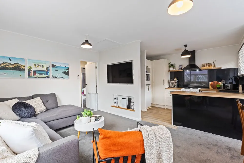Photos of 9/171 Queens Drive