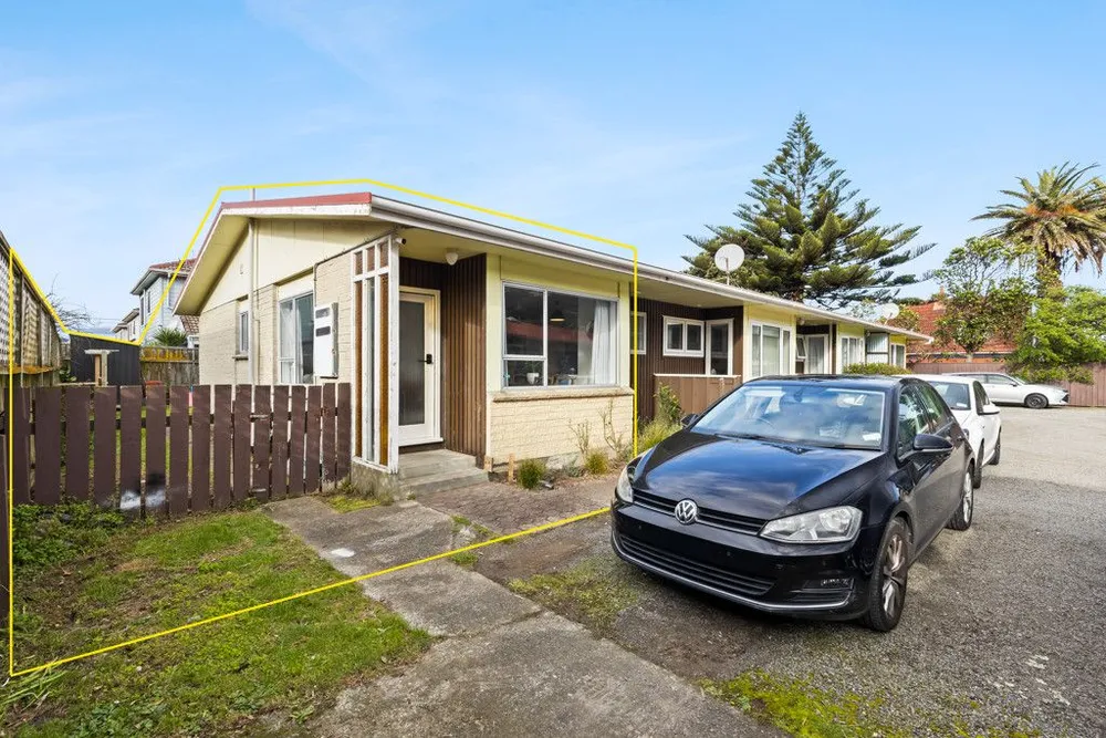 Photos of 9/171 Queens Drive