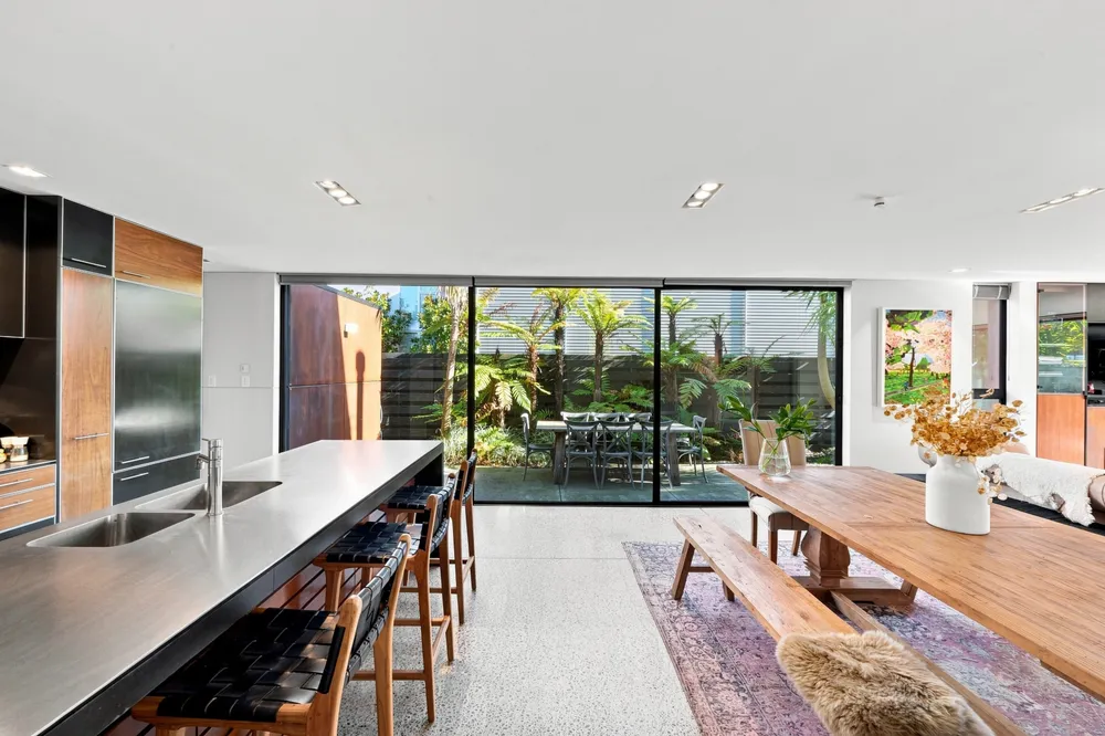 Photos of 1 Millbank Lane