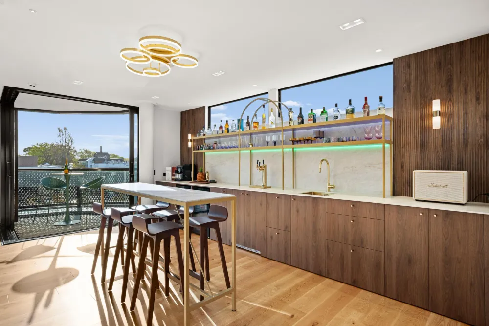 Photos of 1/33 Kilmore Street