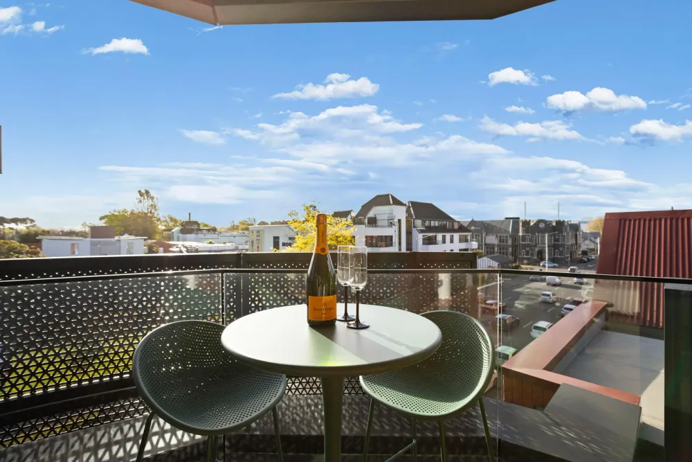 Photos of 1/33 Kilmore Street