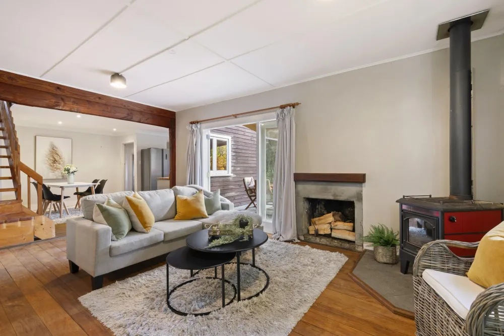 Photos of 1058 Paerata Road