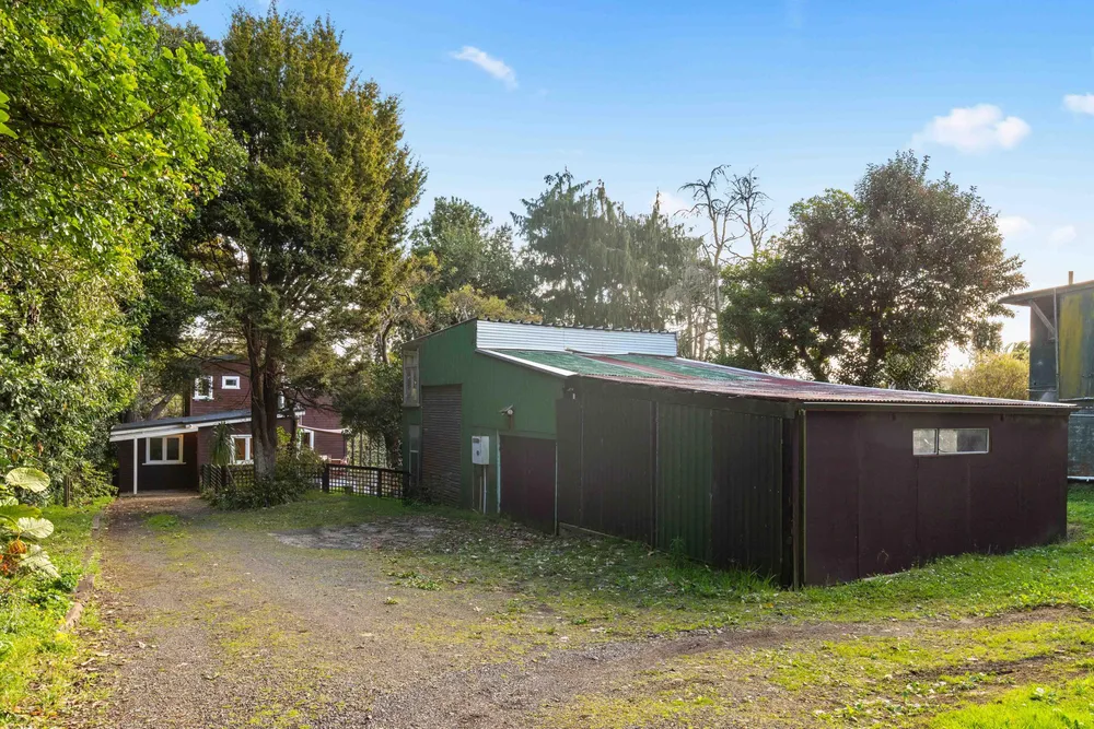 Photos of 1058 Paerata Road