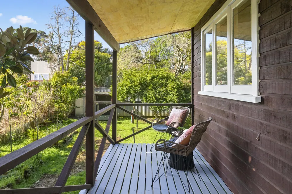 Photos of 1058 Paerata Road