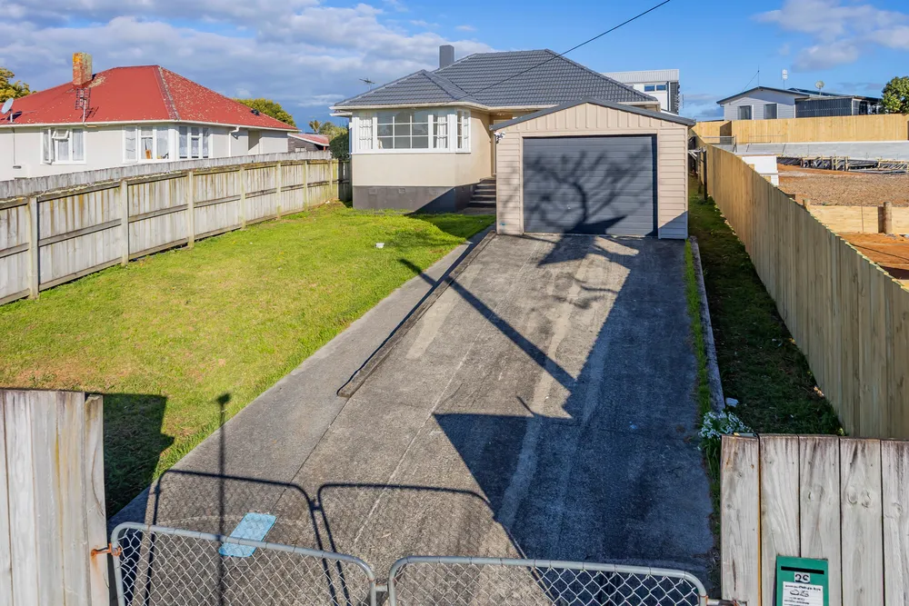 Photos of 26 Kennelly Crescent