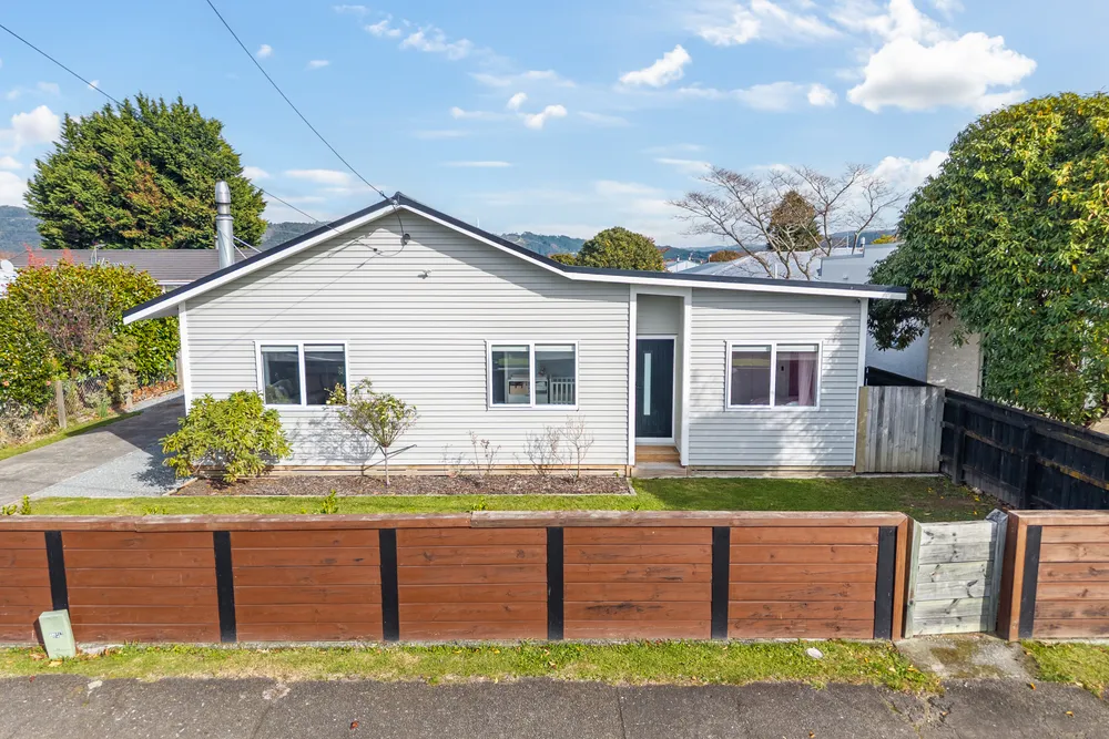 Photos of 101 Miro Street