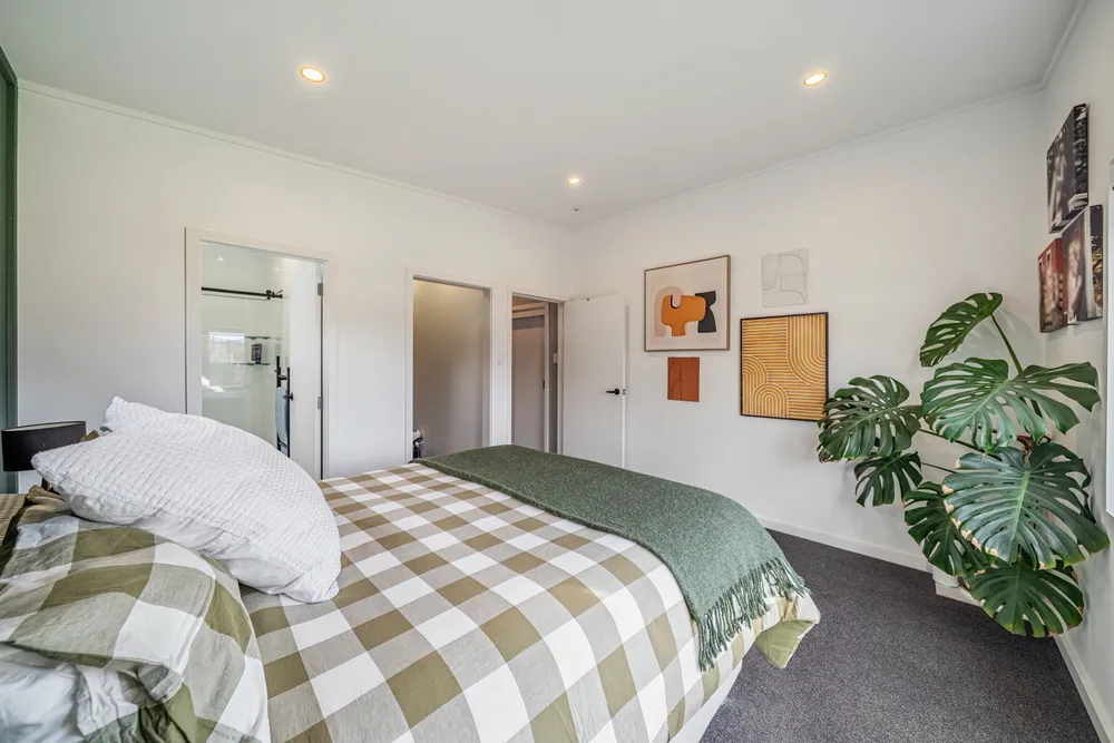 Photos of 101 Miro Street