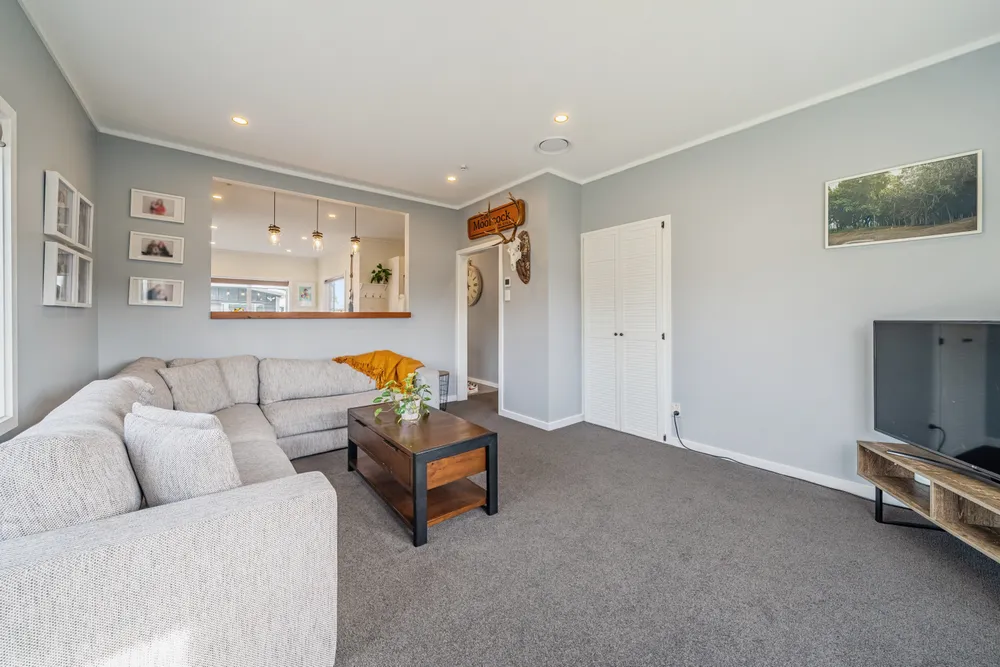 Photos of 101 Miro Street