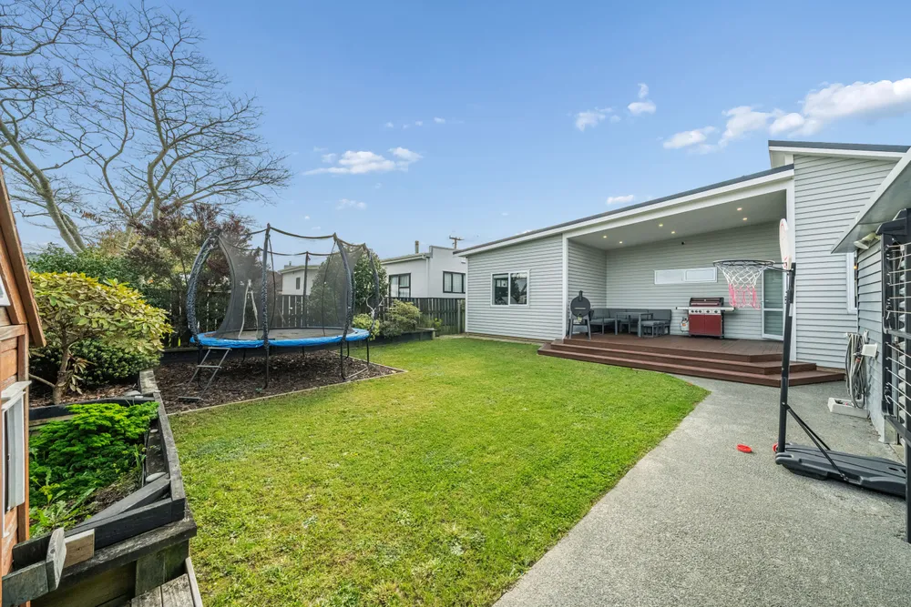 Photos of 101 Miro Street