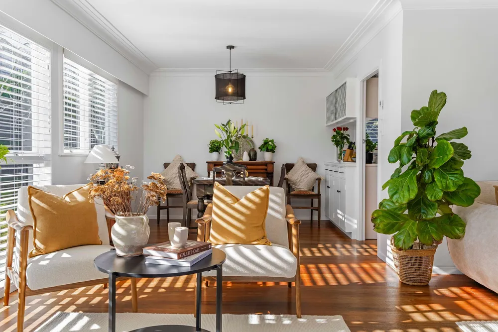 Photos of 42 Macpherson Street