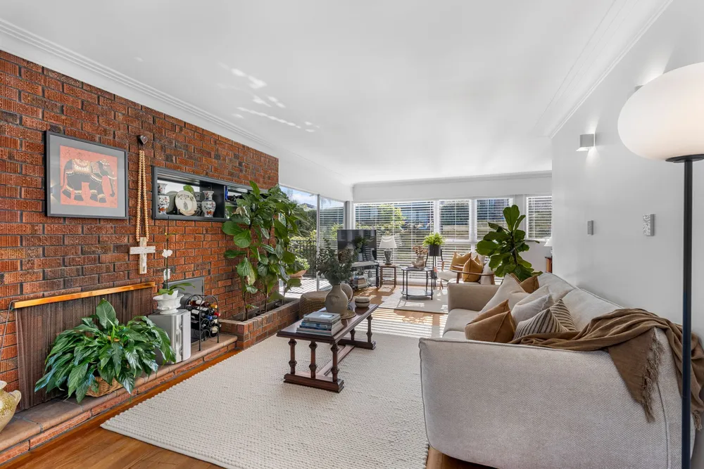 Photos of 42 Macpherson Street