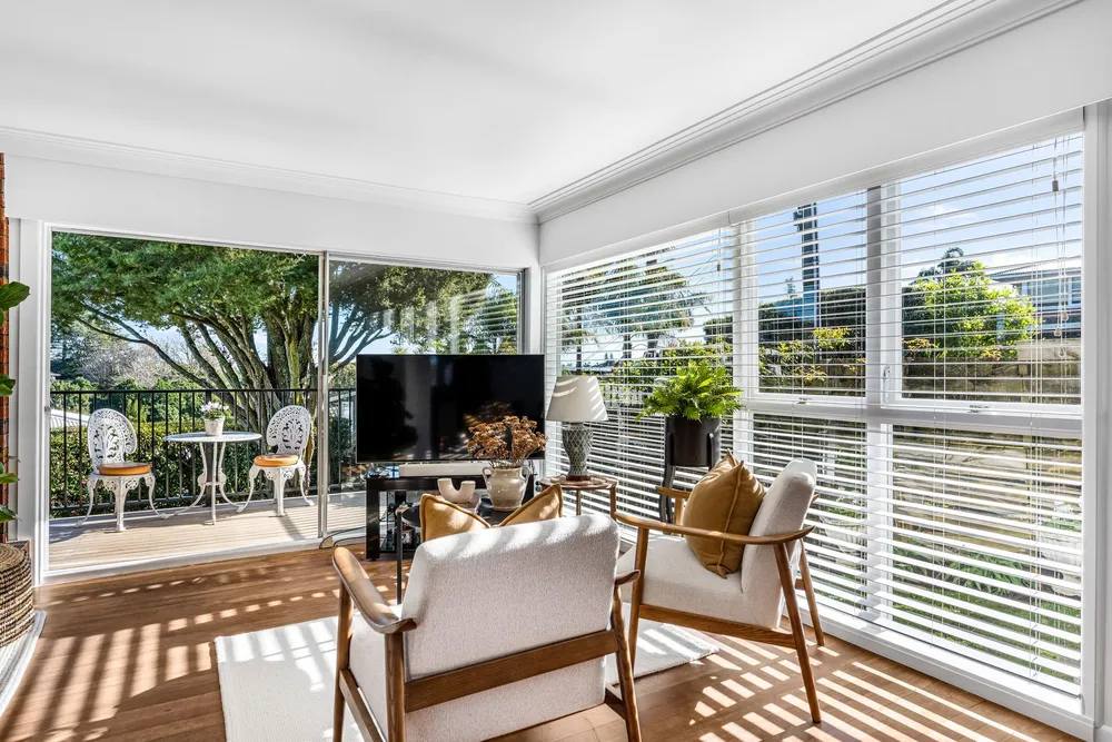 Photos of 42 Macpherson Street
