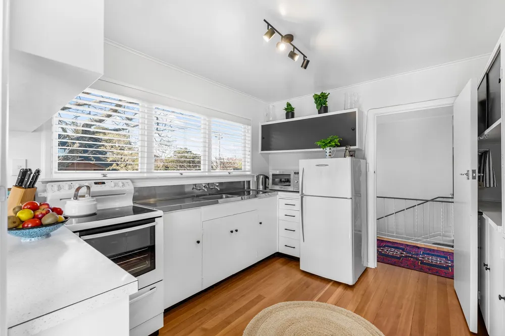 Photos of 42 Macpherson Street