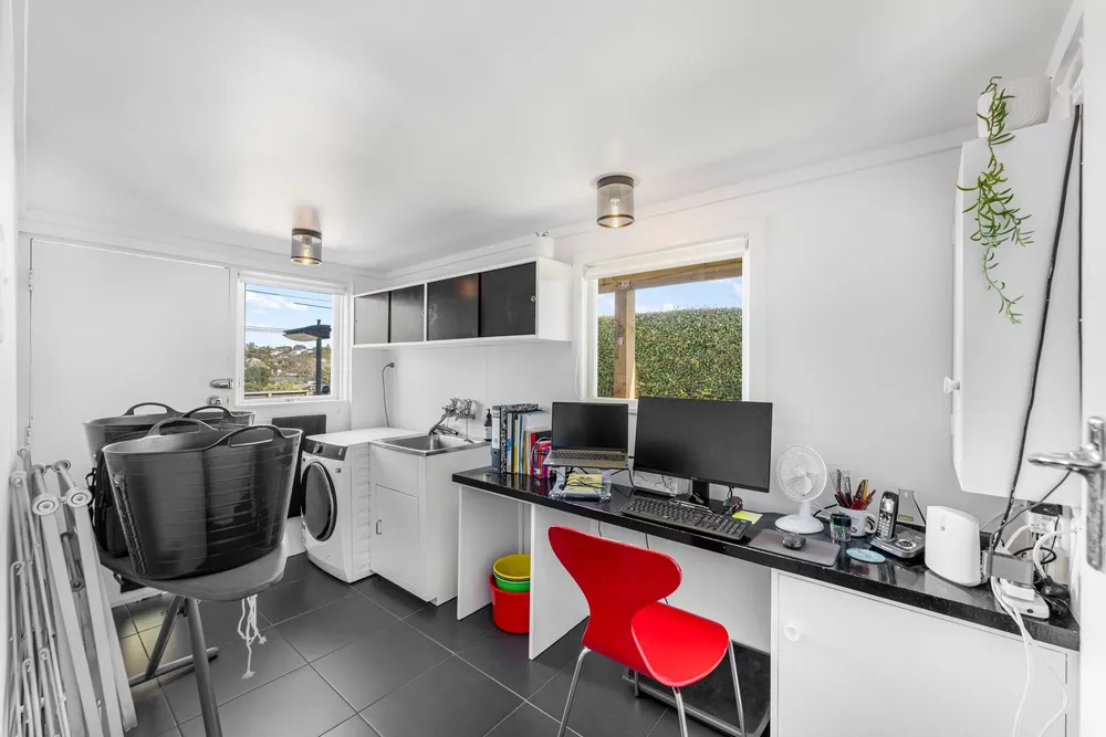 Photos of 42 Macpherson Street