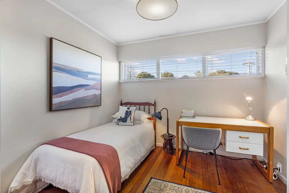 Photos of 42 Macpherson Street