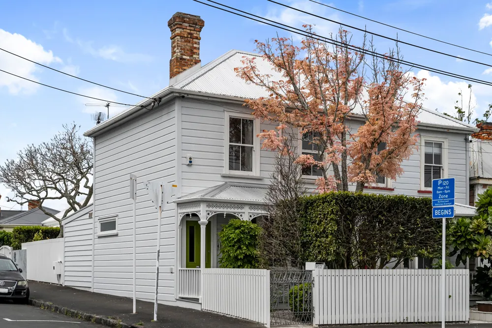 Photos of 12 Potatau Street