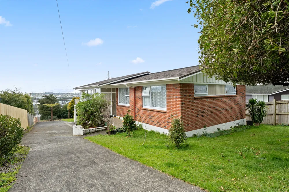 Photos of 62 Chivalry Road