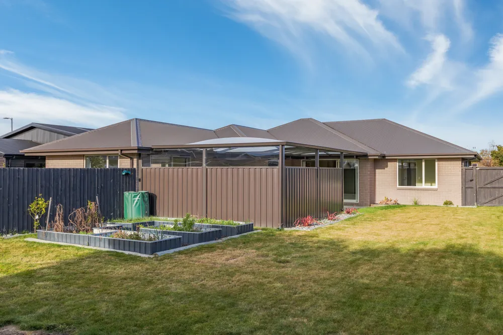 Photos of 792 East Maddisons Road