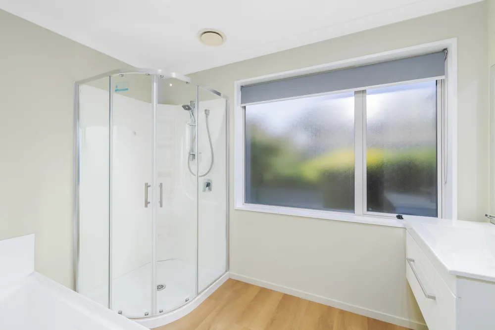 Photos of 792 East Maddisons Road