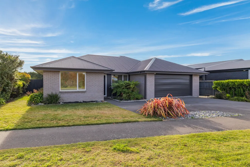Photos of 792 East Maddisons Road