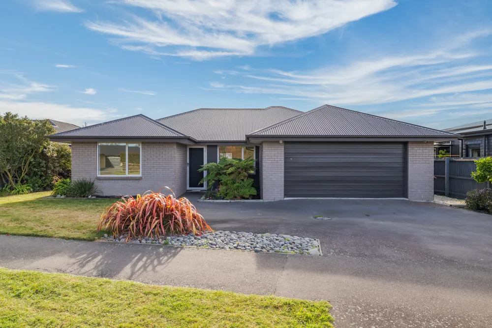 Photos of 792 East Maddisons Road