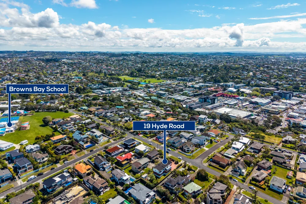Photos of 19 Hyde Road