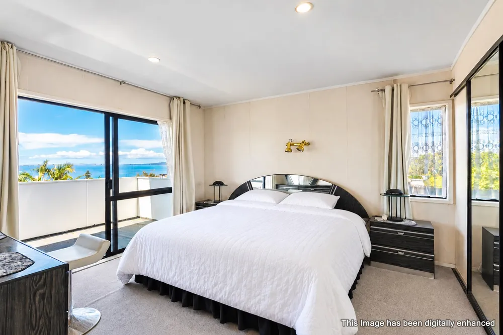 Photos of 19 Hyde Road