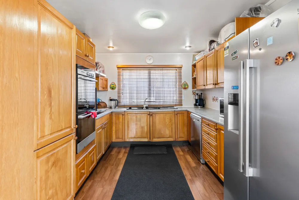 Photos of 19 Hyde Road