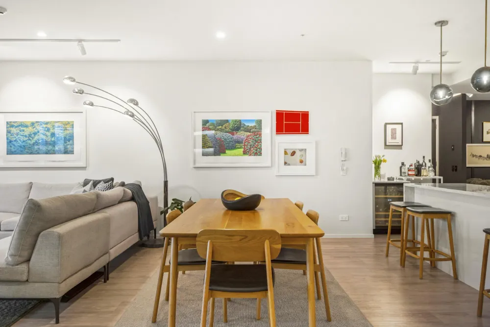 Photos of 1609/8 Hereford Street