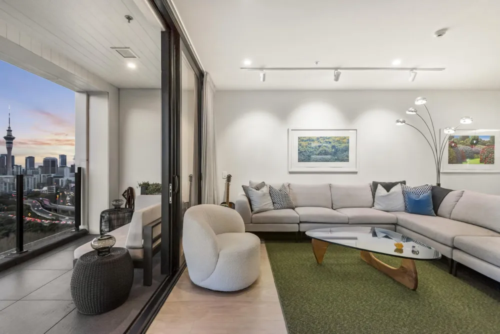 Photos of 1609/8 Hereford Street