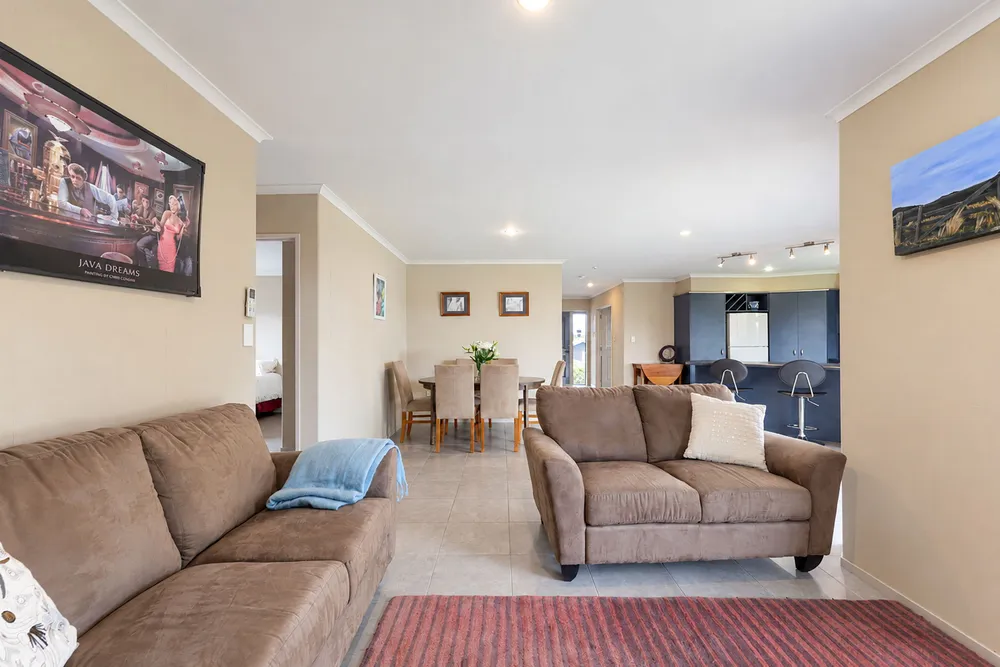 Photos of 55 Chater Avenue